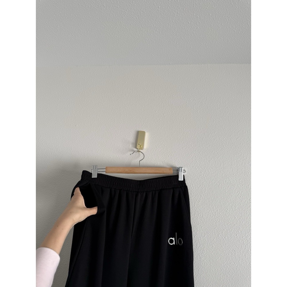 Alo Yoga Black Wide Leg Sweatpants size M - Picture 3 of 7